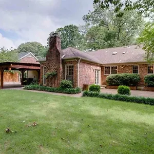 Elegant 6 Bedroom In Heart Of Memphis
