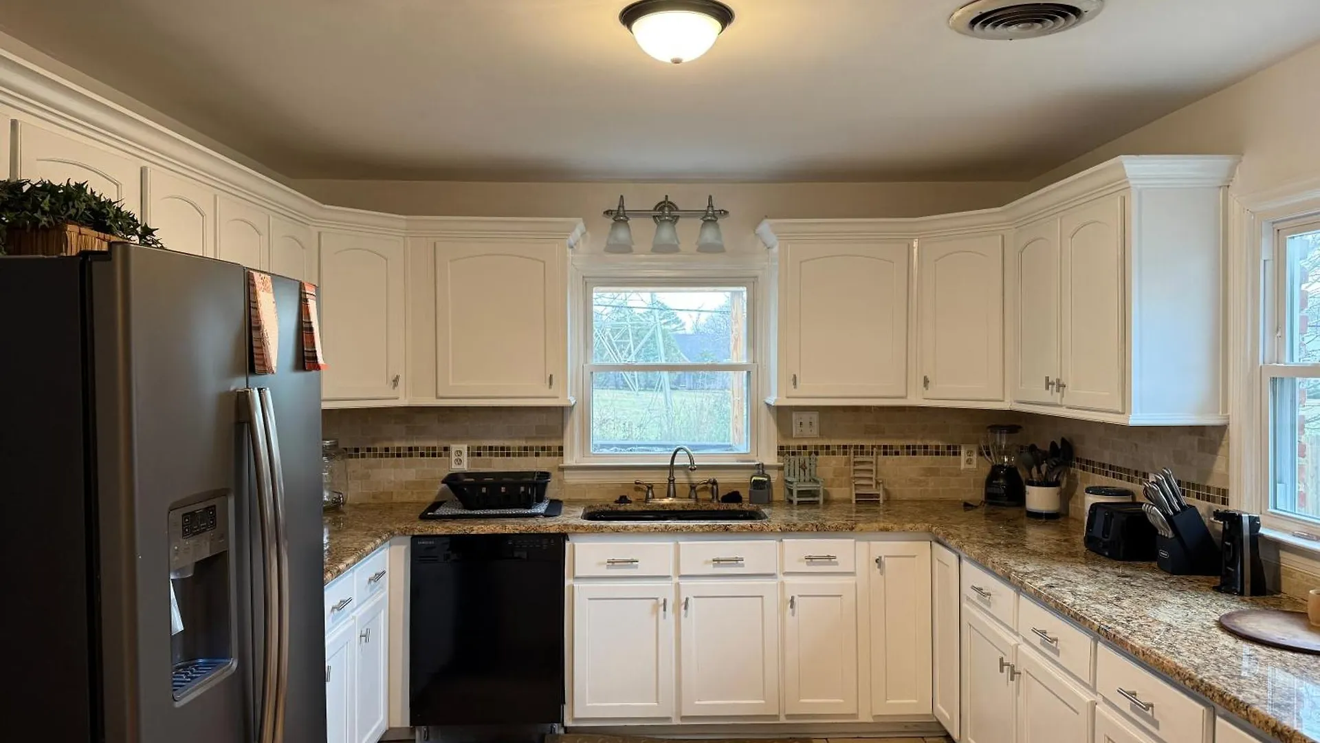 Сasa de vacaciones Villa Newly Remodeled 6Br In East Memphis Neighborhood